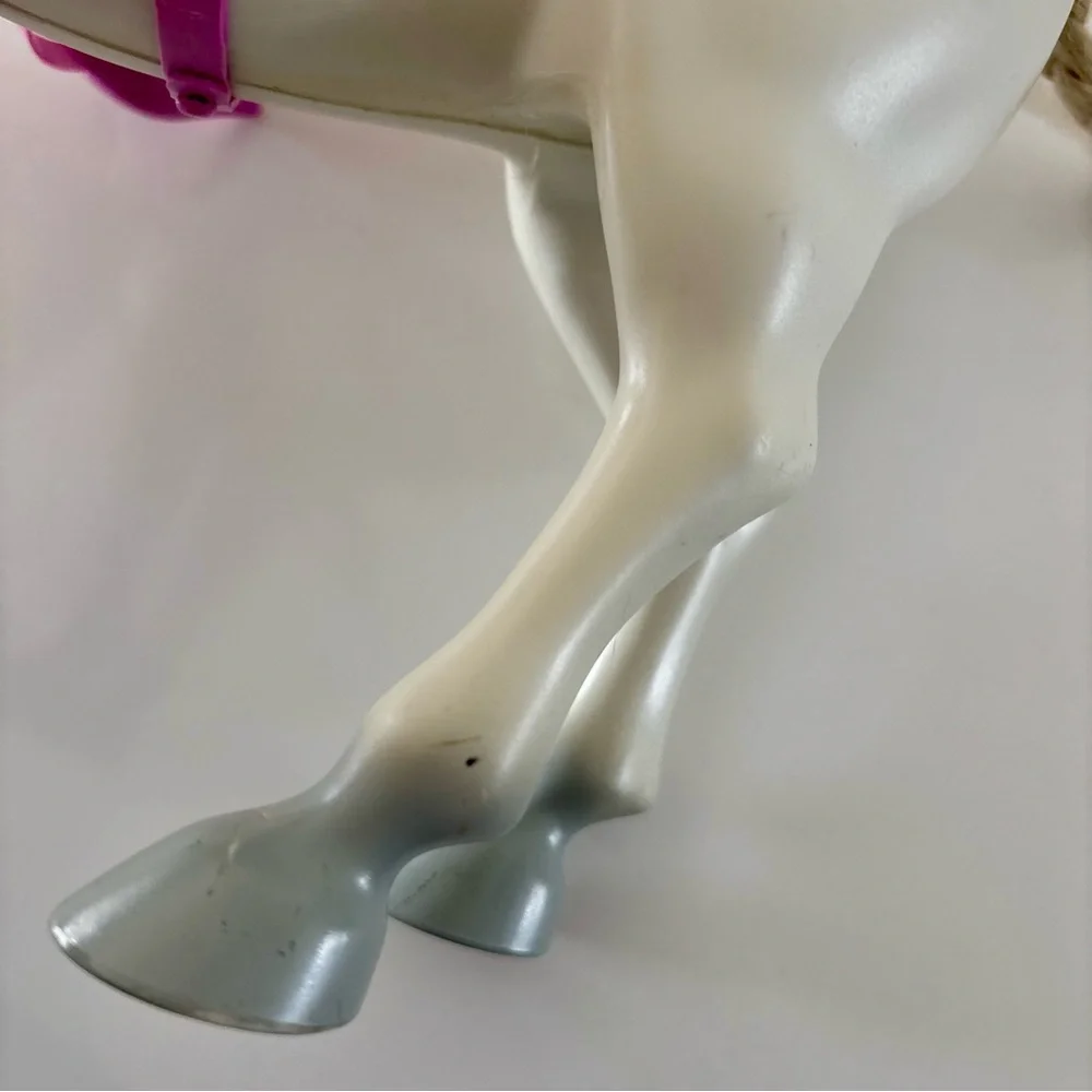 Disney Tangled Princess Rapunzel Royal Horse Maximus 12” Figure - Picture 6 of 9
